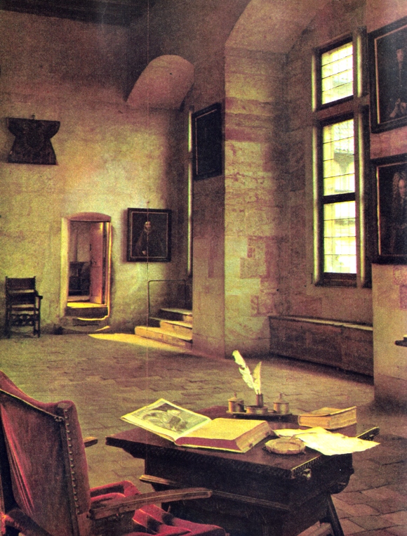 Aposentos de Kepler no Castelo de Belvedere, Praga, também moradia de Tycho Brahe e de Rodolfo II, o imperador alquimista.